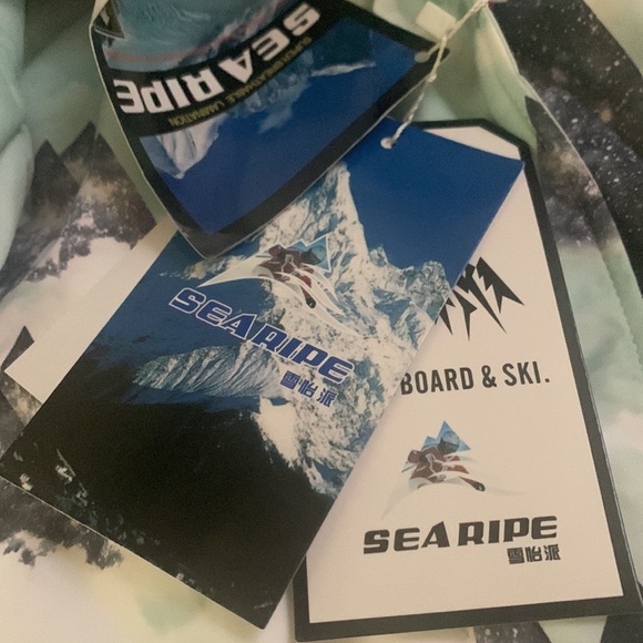 NWT SeaRipe snowboard/ski jacket waterproof insulated - Picture 11 of 11